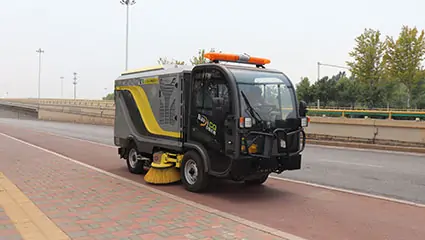 Electric road washer and sweeping vehicleBY-CS60Vehicle chassis