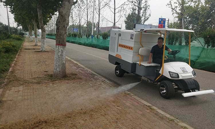 road high pressure cleaning vehicle