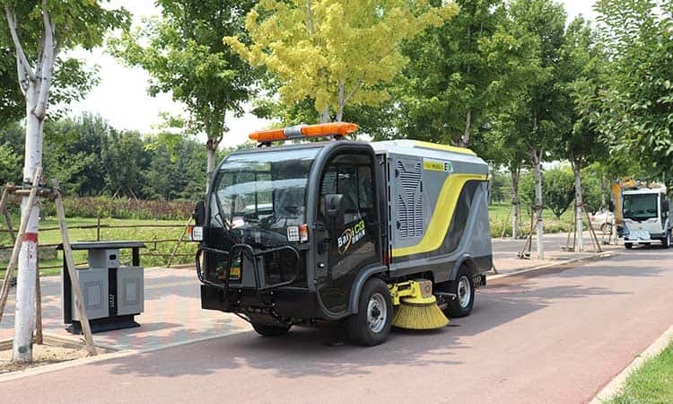  Pure electric washing and sweeping truck
