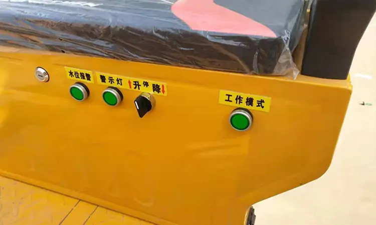 Electric three-wheel high pressure washing vehicle-Baiyi Evergreen