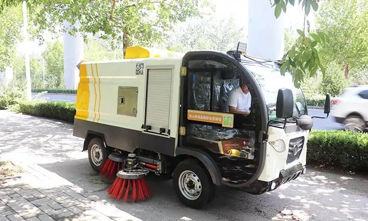 Sweeper for cleaning non-motorized vehicle lanes