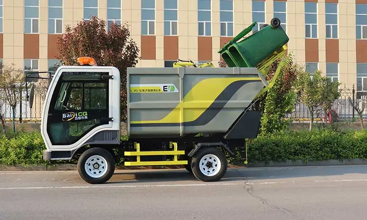 Rear-loading electric garbage truck