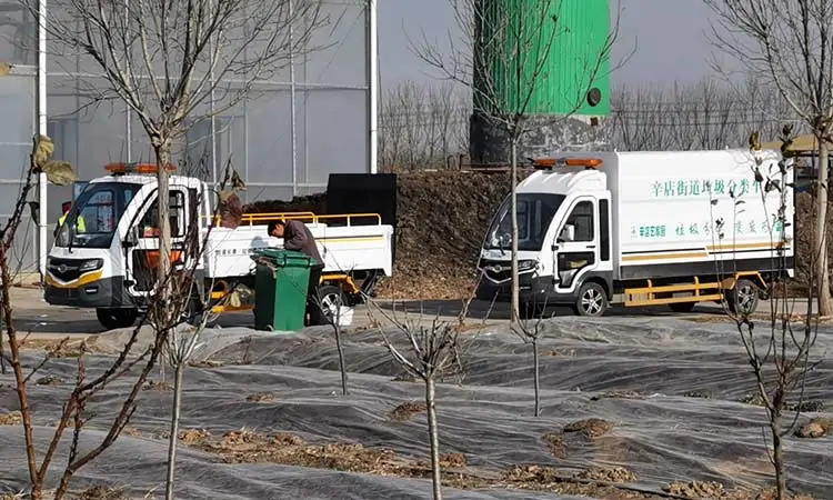 Xindian Sanitation Company purchased eight-barrel garbage trucks