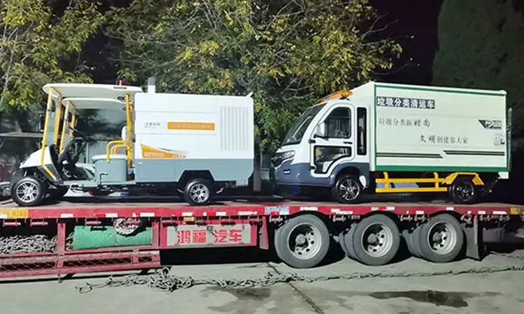 Four-wheel multifunctional garbage truck delivery site