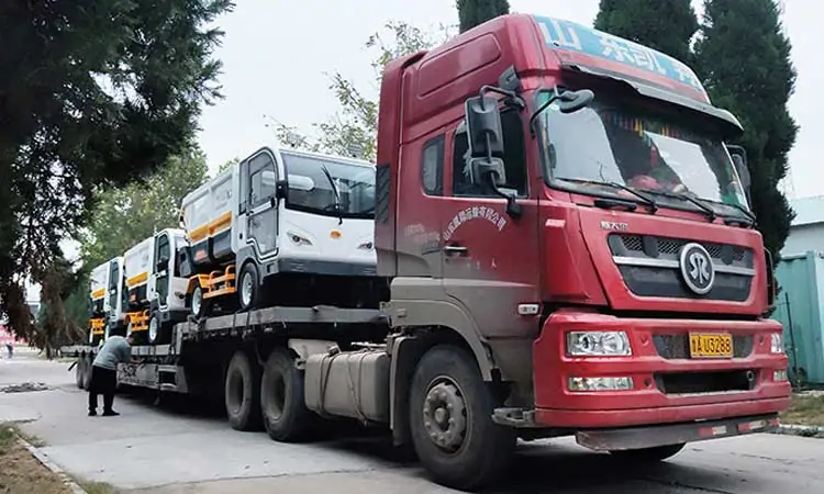 mini pure electric garbage trucks to the delivery site