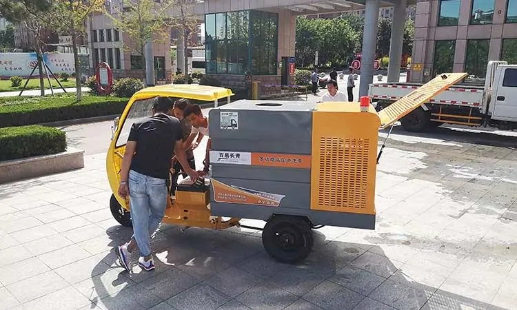 Electric multi-function high-pressure washing vehicle work site