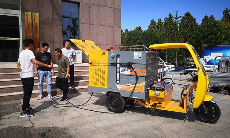 Demonstration of on-site operation of electric high-pressure washing vehicle