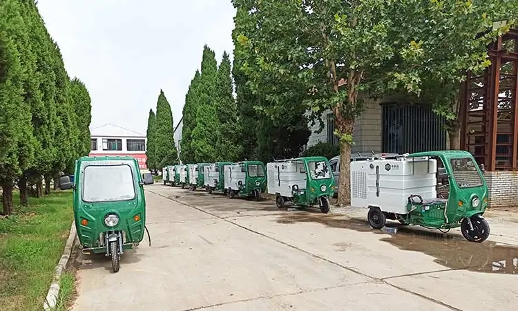 Beijing Sanitation Company introduced 32 units road cleaning vehicles