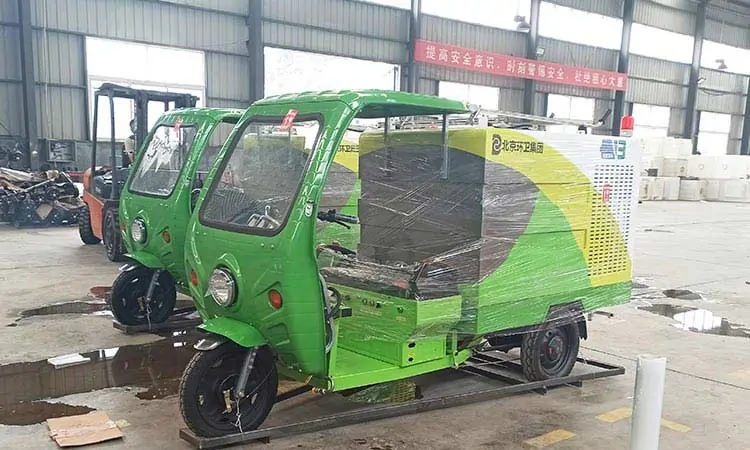 Pure Electric  Street Washing Truck Tricycle Sent To Beijing