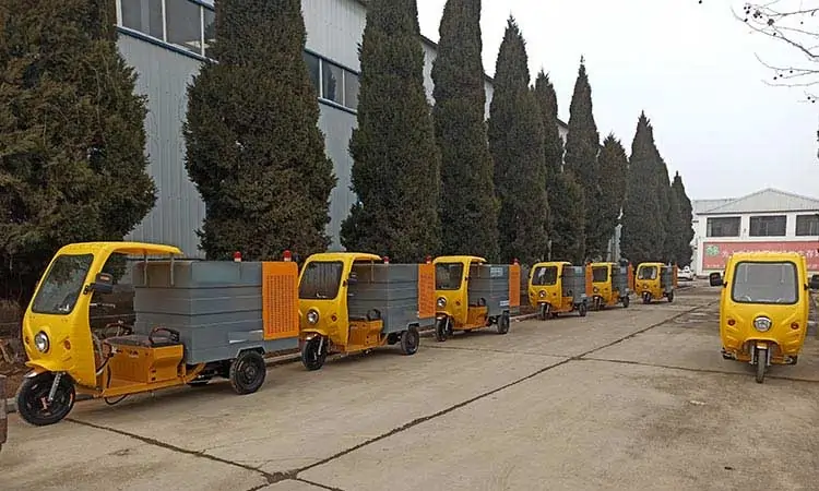 Small multi-function high pressure cleaning vehicle delivery site