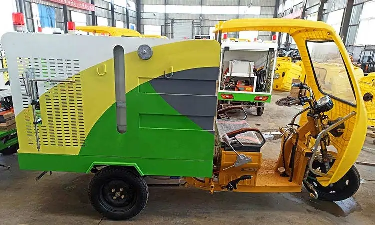 electric threewheel highpressure cleaning vehicles in factory