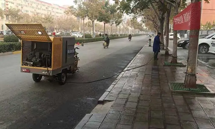 Sanitation road electric high pressure washing vehicle