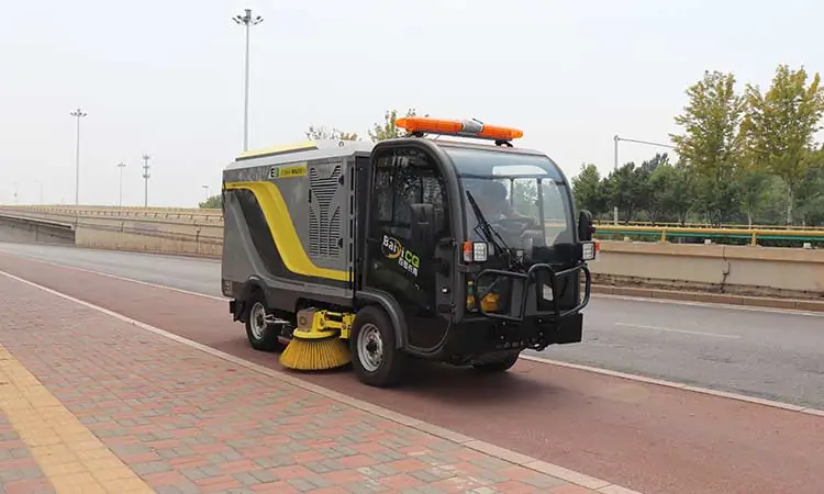 Small pure electric street sweeping machine BY-CS60