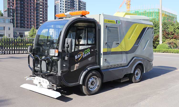  Pure Electric Road Sweeper Deep Cleaning Vehicle