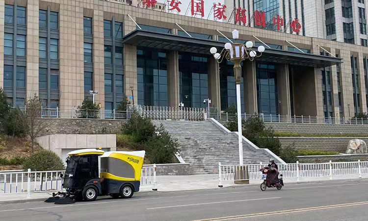 Electric Street Sweeper MachineBY-JS1800Vehicle chassis