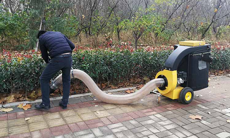Self Propelled Leaf Vacuum Easy To Deal With Fallen Leaves
