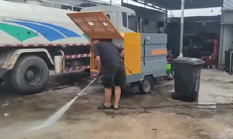 Electric Three-wheel Street Washer Garage Can Also Be Used