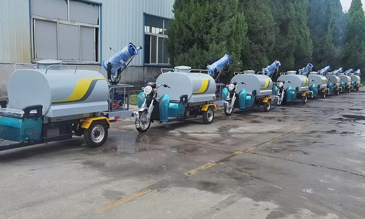  1500L Electric Water Tanker Tricycle Function 