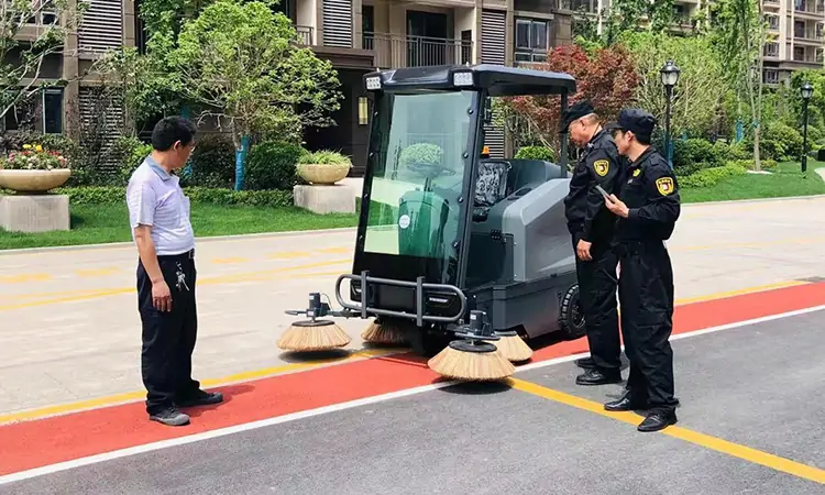 Driving Auto Sweeping Machine 