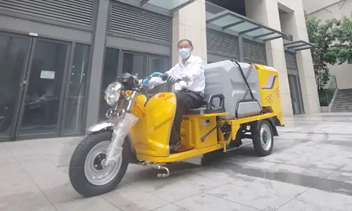 The Road Washing Machine Sent To A Property In Shenzhen Began To Be Used