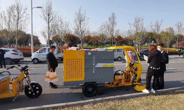  Electric Road Sweeping Machine And Other Sanitation Vehicle Test Site
