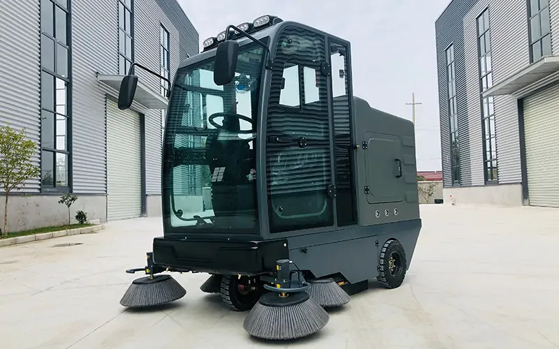 Fully Closed Road Sweeper Makes The Environment Cleaner And Cleaner