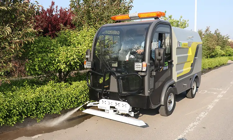 Pure Electric Street Washing Truck Can Work Comfortably In Hot Weather
