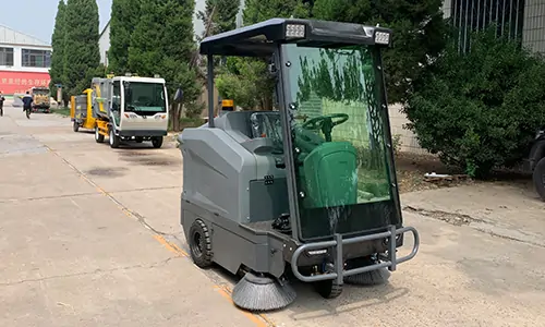 Baiyi Electric Ride-on Floor Sweeper Features