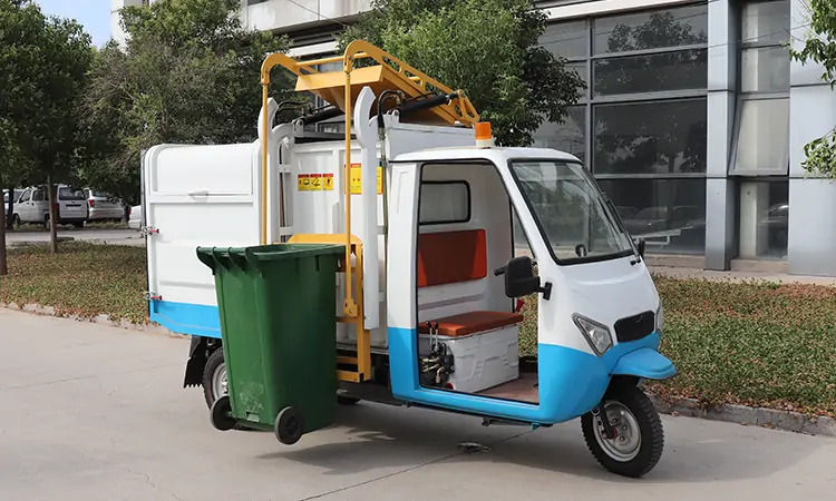 Electric Three-wheel Dump Type Garbage Truck