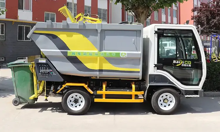 How Can Electric Small Trash Trucks Save Energy?