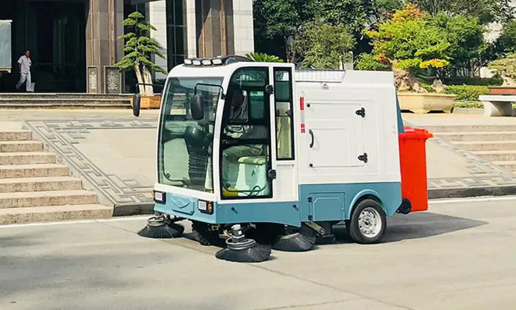 Ride-On Electric Sweeper 