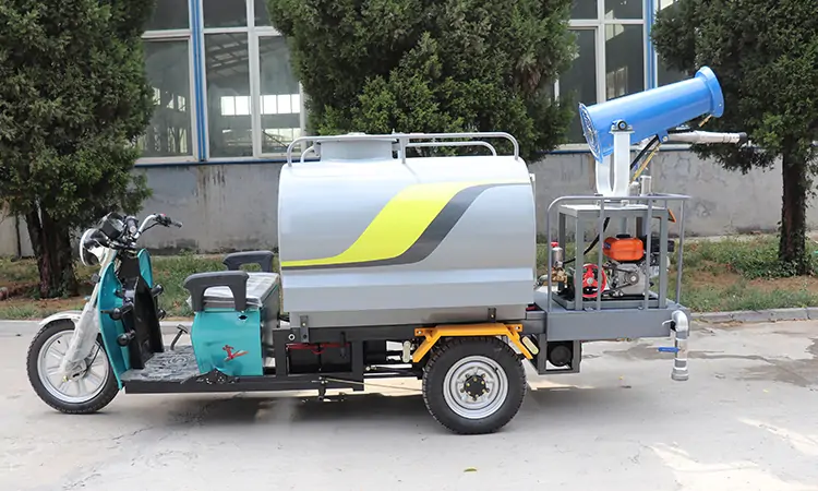 Urban And Rural Sanitation Fog Cannon Spray Sprinkle Vehicle Water Tank Tricycle