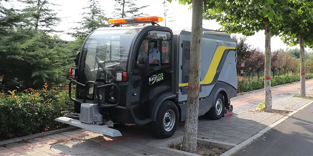 Electric Road Maintenance Vehicle To Restore The Road Quality