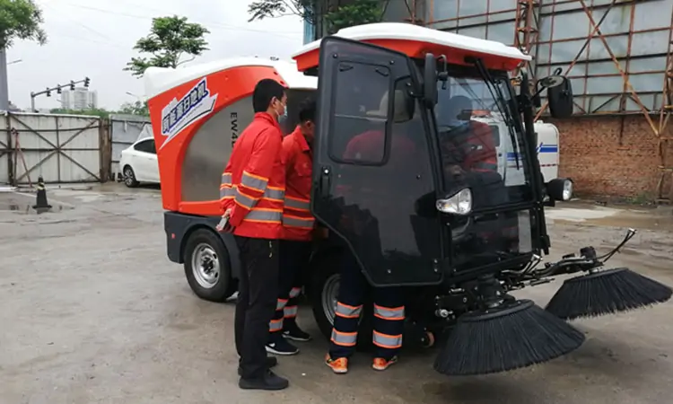 Driving Electric Sweeper 