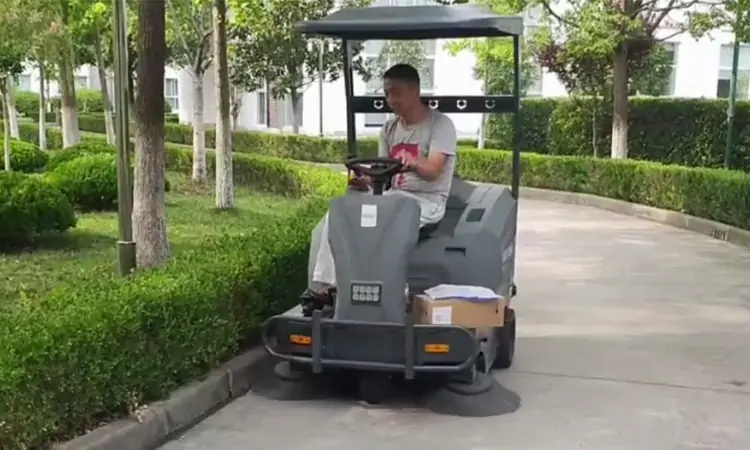 Electric Ride-On Sweeper 