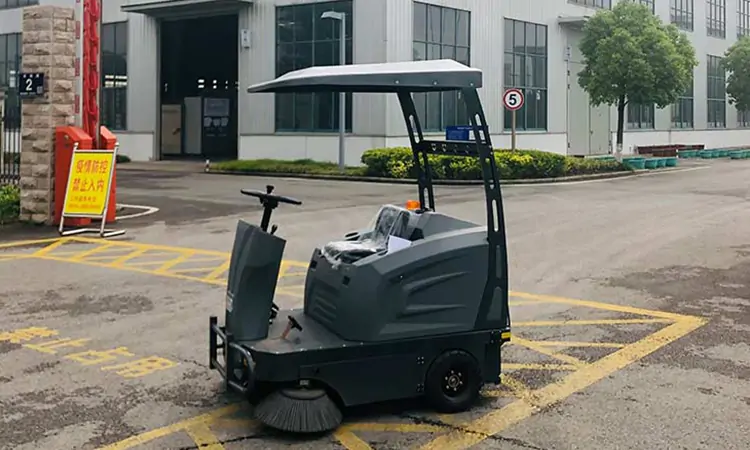 Electric Driving Sweeper