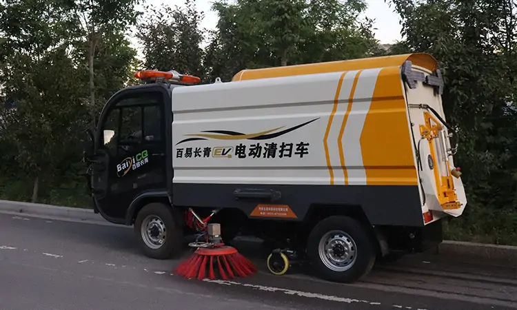 Electric Suction Combined with Sweeping Car 
