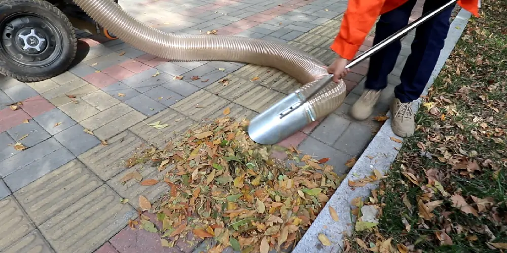 Leaf Vacuum Cleaner - Small Pieces of Leaves Are Cleaner to Collect