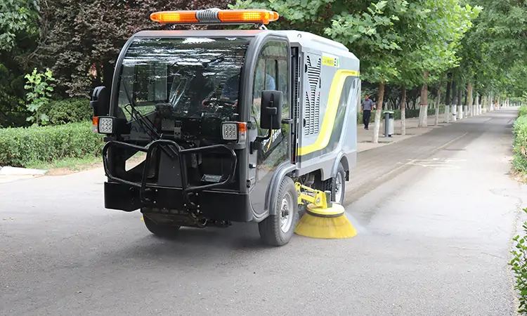 Small Electric Road Sweepers