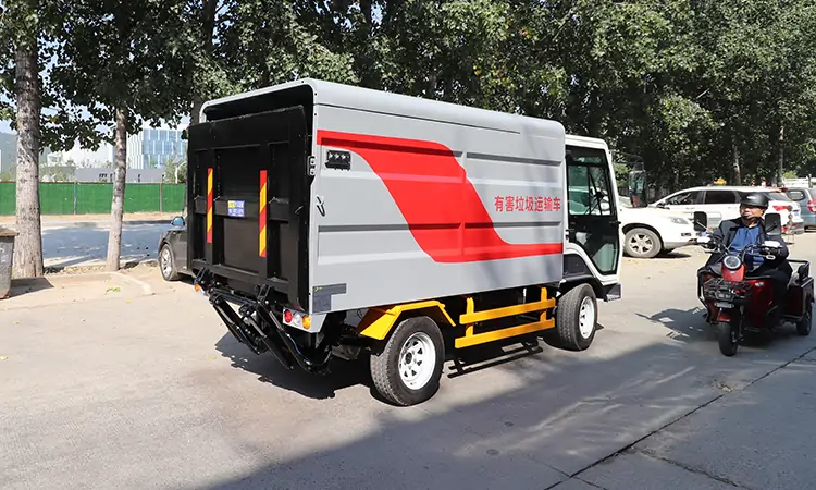 Electric Four-wheel Refuse Transfer Vehicle