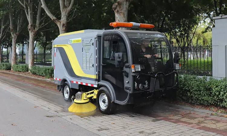 The Main Points of Operation and Maintenance of Street Sweeper