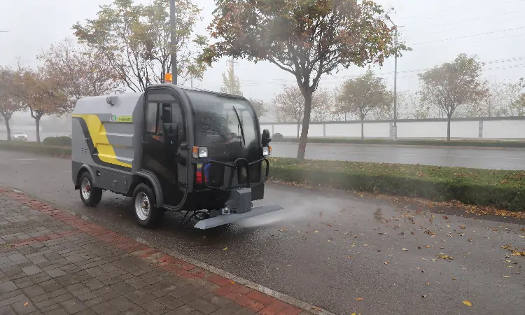 Electric Street Washer Truck