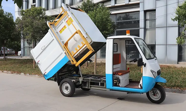 Three-wheeled Garbage Truck Charging Precautions