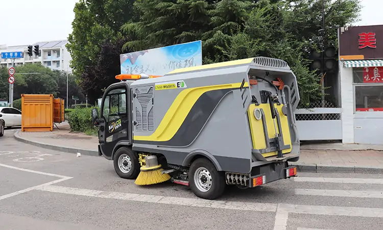 Street Sweeper Machine