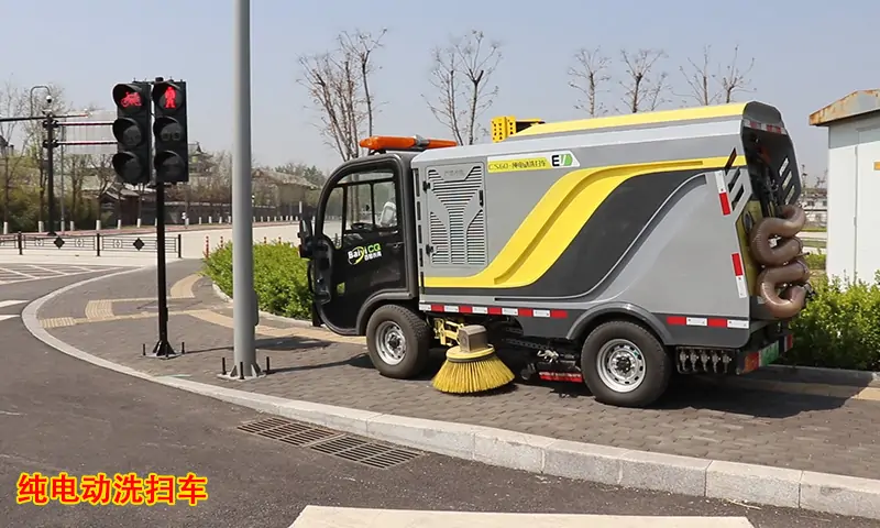 The Benefits of Street Vacuum Cleaning Sweepers in Urban Areas