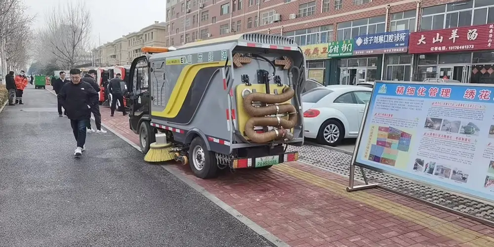 pure electric cleaning and sweeping truck
