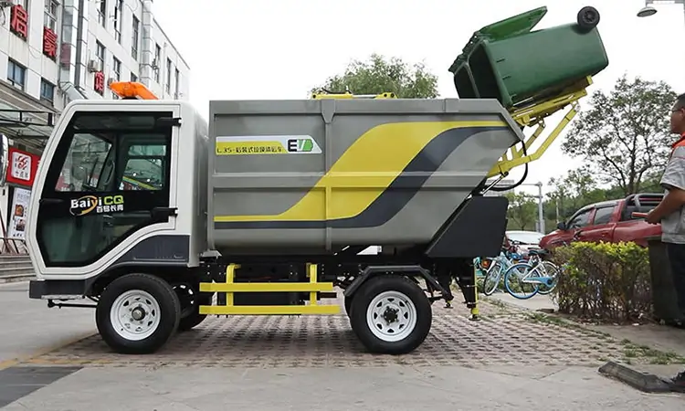 Small electric garbage truck 