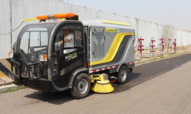 Electric Street Sweeper is Easy to Operate and Low Maintenance Cost