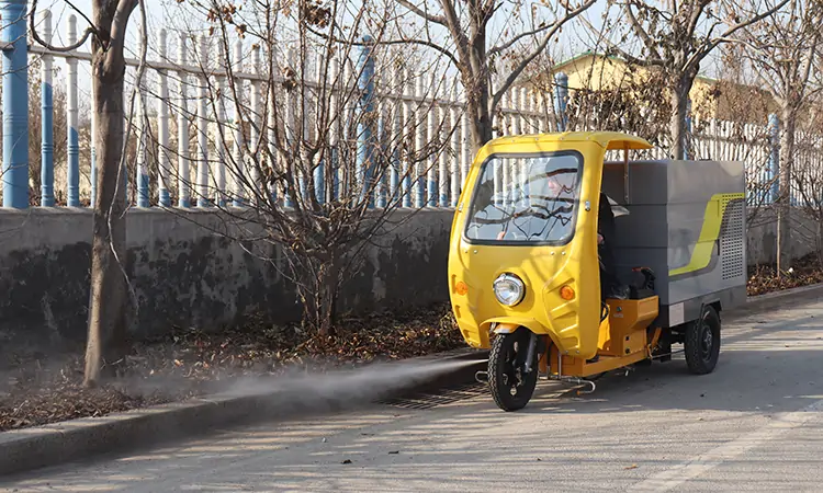 Small Street Washer Machine Are Compact and Designed for Sidewalks