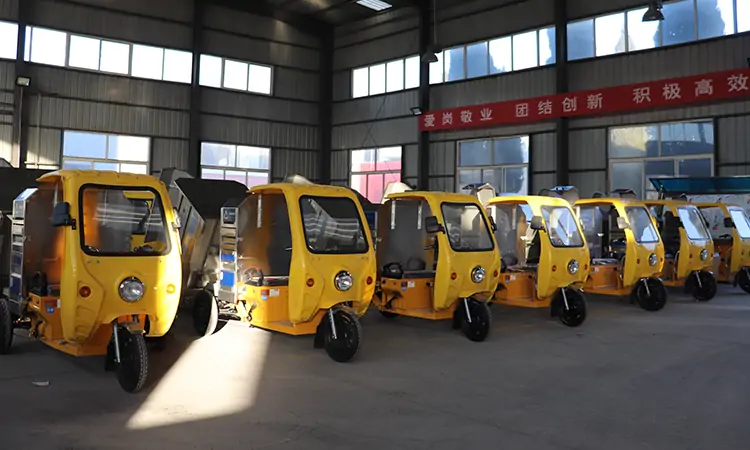 Electric three-wheeled garbage truck Baiyi-L10 shipped